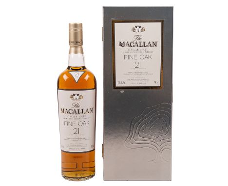 MACALLAN Single Malt Scotch Whisky 'Fine Oak', 21 years Region: Speyside, The Macallan Distillers, 43% Vol., 700 ml, Füllstan