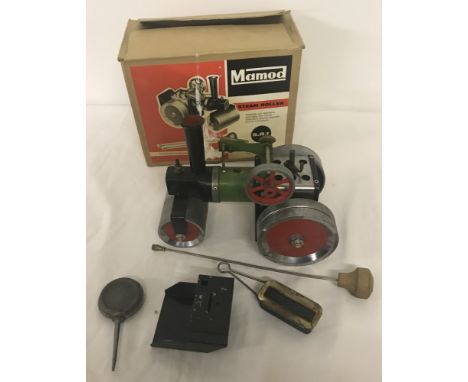 A boxed vintage Mamod Steam Roller S.R.1.  