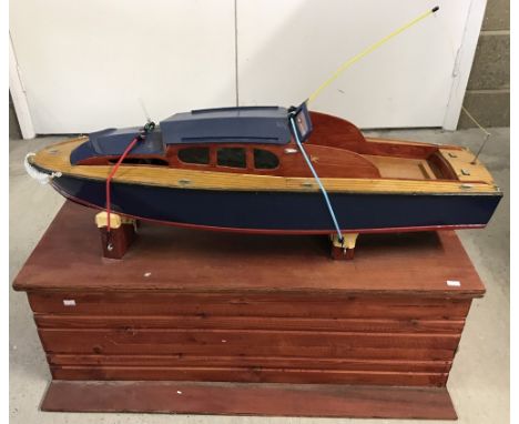 Scratch built model wooden speed boat with storage box. With approx. 2cc glow plug engine, and an Irvine hand fuel pump. cont