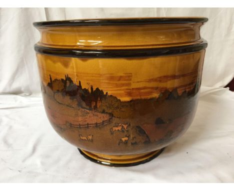  Sale Item:    LARGE ROYAL DOULTON PLANTER- BADLY DAMAGED (AF)  Vat Status:   No Vat   Buyers Premium:  This lot is subject t