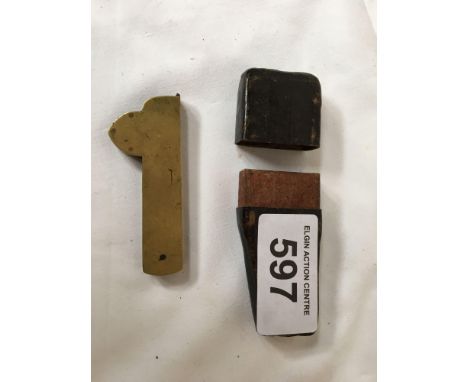  Sale Item:    VICTORIAN CASED FLEAM   Vat Status:   No Vat   Buyers Premium:  This lot is subject to a Buyers Premium of 15%