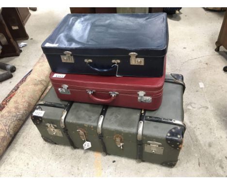  Sale Item:    TRUNK &amp; 2 CASES (AF)   Vat Status:   No Vat   Buyers Premium:  This lot is subject to a Buyers Premium of 