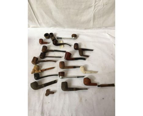  Sale Item:    BOX PIPES (AF)   Vat Status:   No Vat   Buyers Premium:  This lot is subject to a Buyers Premium of 15% + Vat 