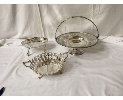  Sale Item:    3 SILVER PLATED BOWLS   Vat Status:   No Vat   Buyers Premium:  This lot is subject to a Buyers Premium of 15%