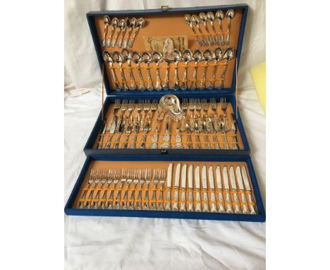  Sale Item:    CASED 76 PCE SILVER PLATED ITALIAN CUTLERY SET (BOX AF)  Vat Status:   No Vat   Buyers Premium:  This lot is s