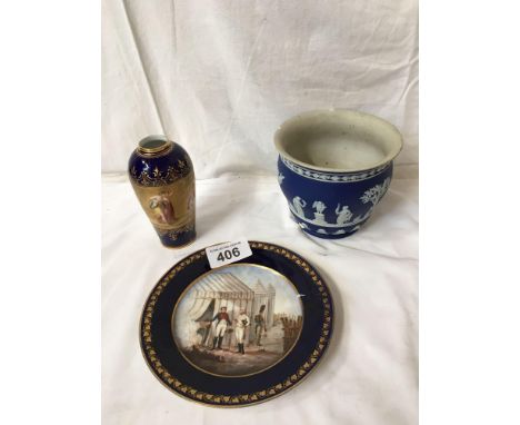  Sale Item:    WEDGWOOD PLANTER VASE &amp; PLATE (AF)  Vat Status:   No Vat   Buyers Premium:  This lot is subject to a Buyer