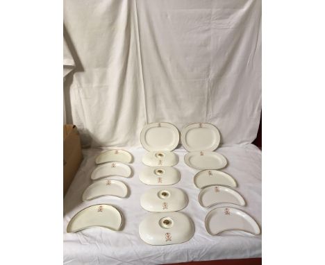  Sale Item:    BOX CUIDICH'N RIGH CHINA (AF)   Vat Status:   No Vat   Buyers Premium:  This lot is subject to a Buyers Premiu
