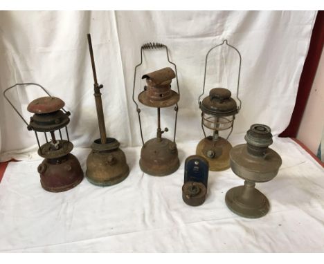  Sale Item:    BOX TILLEY LAMPS ETC (AF)   Vat Status:   No Vat   Buyers Premium:  This lot is subject to a Buyers Premium of
