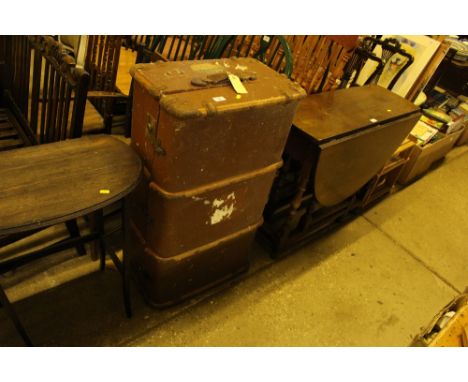 A travelling trunk 