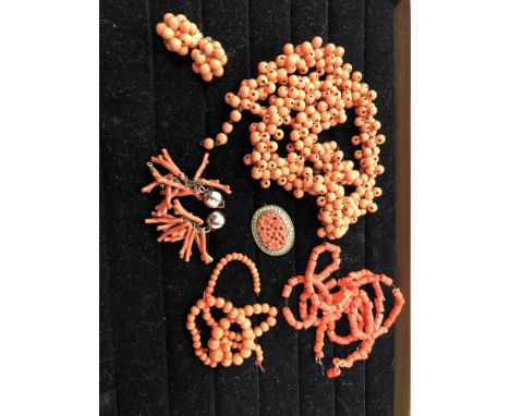 PAIR OF STICK CORAL EARRINGS, along with other coral and coral coloured jewellery including a bead necklace