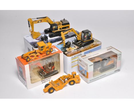 A group of well displayed diecast model construction issues. Diecast master tins do not have inner packing. 