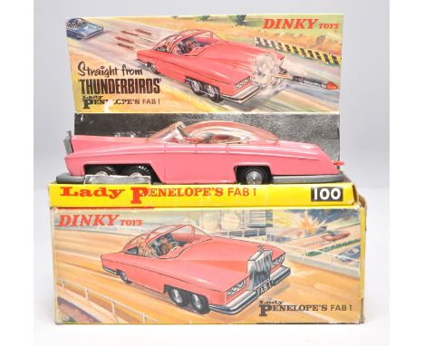 Dinky no. 100 Gerry Anderson Thunderbirds - Lady Penelope's Fab 1. First Version. In working order, with front missile and si