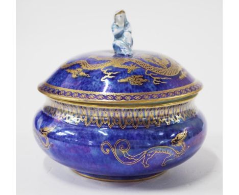 Wedgwood dragon lustre lidded bowl with figural finial, width 15cm approx