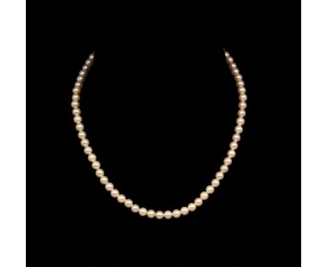 Two vintage cultured pearl necklaces one for restringing. Approx length 40cm each