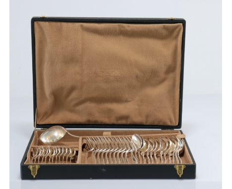 Chistofle Albatros cutlery set. 37 pieces. Silver plated. original box - Weight:  3.07 kg - Sizes: Divers - Condition: at fir