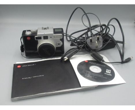Leica Digilux 1 with Instructions, camera software CD and adapter (a/f) 
