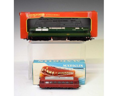 Hornby Railways 00 gauge R.863 Bush Type 4 Diesel Electric Locomotive, together with a Marklin 3016 Schienenbus, both boxed (