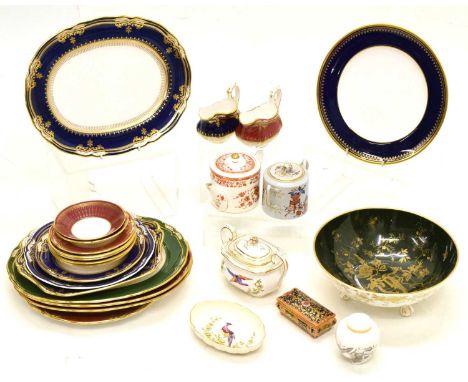 Quantity of Spode 'Lancaster' gilt decorated dinner and tea wares (second quality) and other gilt decorated porcelain, etc. 