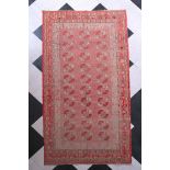 A Turkmen Samarkand Bukhara (Boukhara) rug with geometric design, wool on cotton, 20th C.