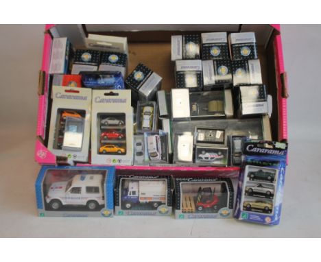 A COLLECTION OF BOXED CARARAMA DIECAST VEHICLES (various scales)