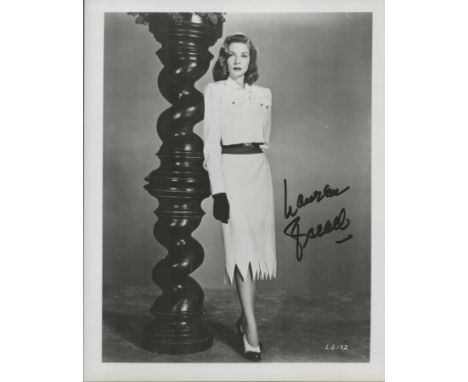 Lauren Bacall signed 10x8 vintage black and white photo. Lauren Bacall ( born Betty Joan Perske; September 16, 1924 - August 