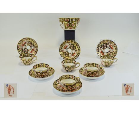 Royal Crown Derby Traditional Imari Pattern ( 13 ) Piece Tea Service. Comprises 6 Cups and Saucers, 1 Large Sugar Bowl. Patte