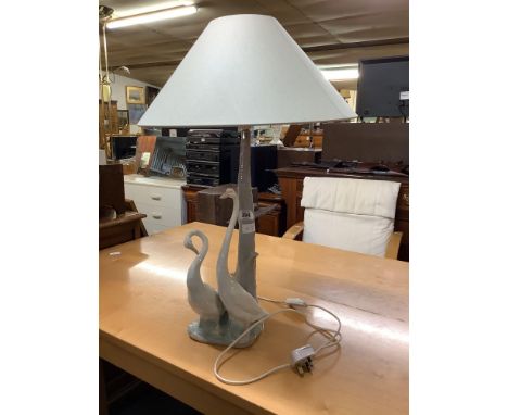 TALL MODERN TABLE LAMP &amp; SHADE BY NAO/LLADRO OF 2 GEESE