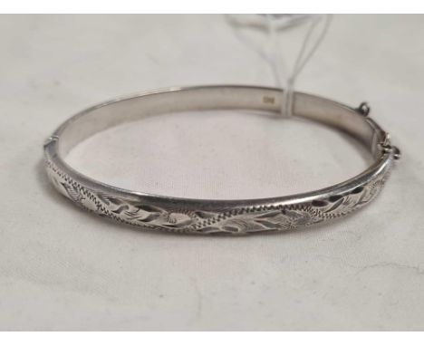 SILVER BANGLE