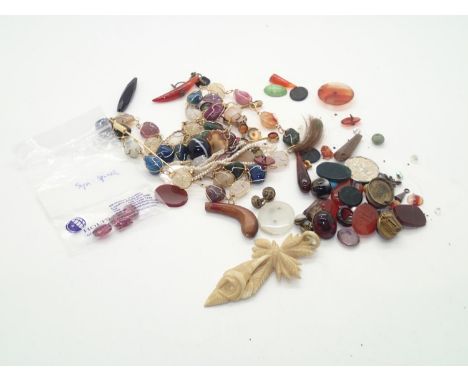 Loose stones: two yellow metal multi-stone necklaces and various loose agate, bloodstone and carnelian panels, amethyst intag