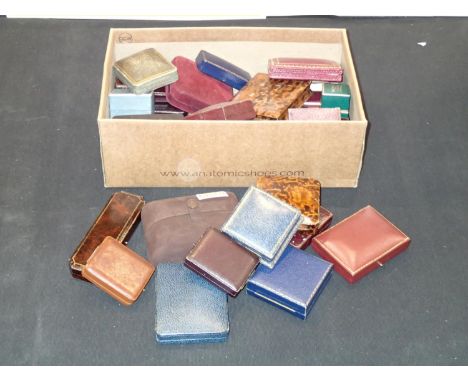 Approximately 30 vintage jewellery boxes, including examples from Garrard, Selfridge and othersP&P group 2 (£20 for the first