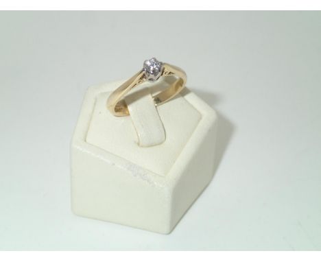 18ct gold diamond solitaire engagement ring, size M, 2.8gP&P group 1 (£16 for the first item and £1.50 for subsequent items) 