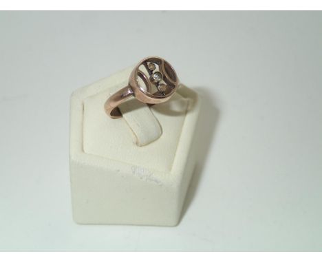 Antique 9ct rose gold diamond and seed pearl ring, size I, 1.8gP&P group 1 (£16 for the first item and £1.50 for subsequent i