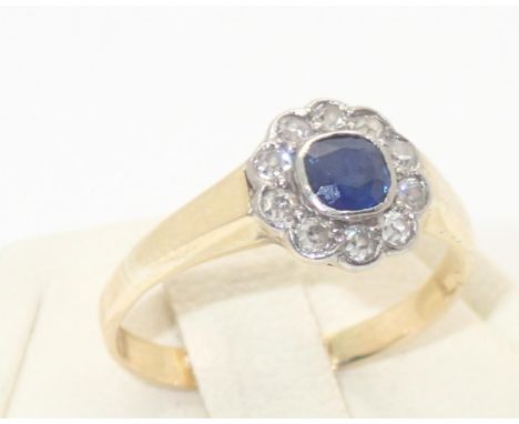 Vintage 18ct gold sapphire and diamond cluster cocktail ring, size J/K, 2.4g Good order throughoutP&P group 1 (£16 for the fi