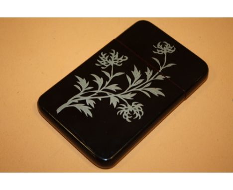 A VINTAGE LACQUERED CALLING CARD CASE