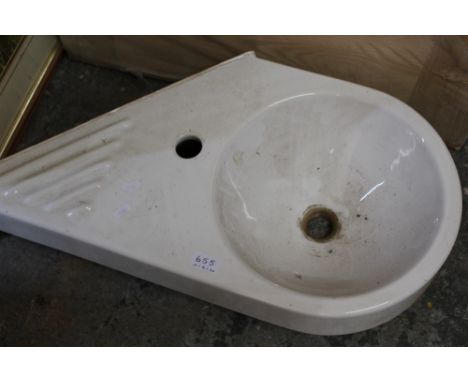 A CORNER WASH BASIN