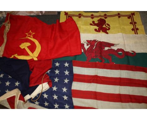 A COLLECTION OF VINTAGE WORLD FLAGS TO INC A RUSSIAN EXAMPLE