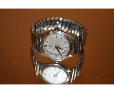 A MENS VINTAGE WRISTWATCH BY BUCHERER