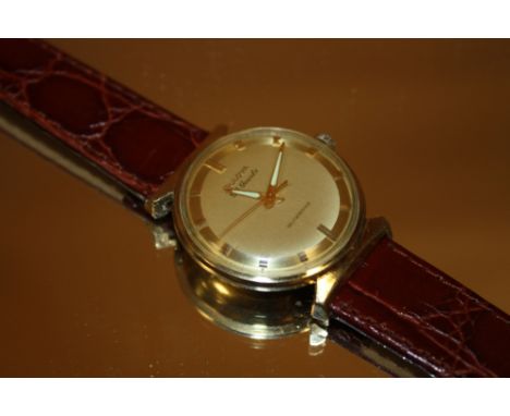 A VINTAGE BULOVA 23 JEWELS AUTOMATIC MANS WRISTWATCH