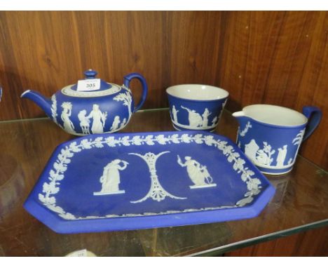 A WEDGWOOD JASPERWARE BLUE DIP THREE PIECE TEA SERVICE &amp; ANOTHER BLUE DIP TRAY (4)
