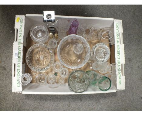 A TRAY IF MOSTLY CUT GLASS TO INCLUDE CAITHNESS VASES' CANDLESTICKS ETC. 