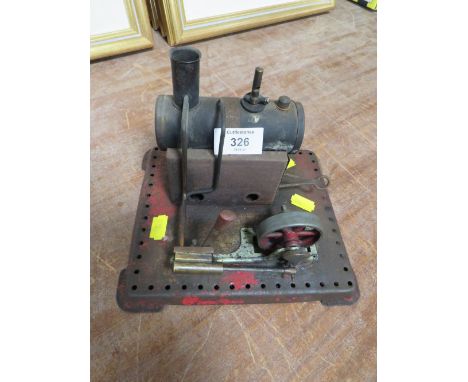 A VINTAGE MAMOD STYLE STEAM TRACTION ENGINE 