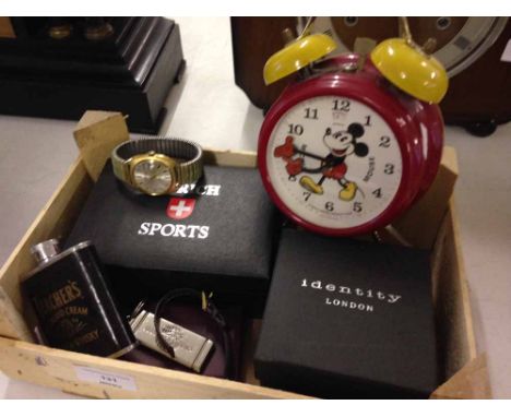 A quantity of watches to include a vintage gents Montine automatic watch, a boxed Zurich sports golf watch with a Mickey Mous