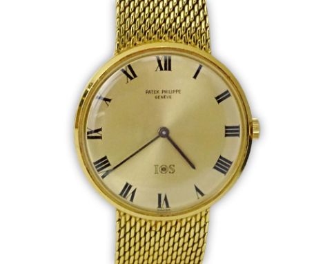 Men's Vintage Patek Philippe Genève IOS Executive 3562 18 Jewel 18 Karat Yellow Gold Bracelet Watch, Manual Movement with Box