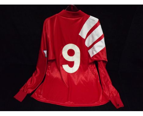 Liverpool Football Club. No. 9 Ian Rush Long Sleeve Player Home Shirt. 1992-1993 Season. Size 42-44". More than 20 x Signatur