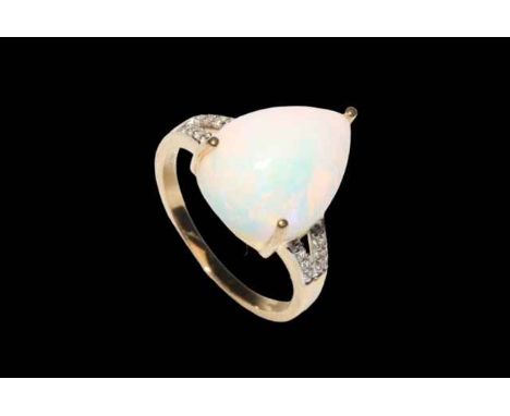 Opal drop shape 9k gold ring, size Q.