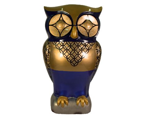 Wise Old Owl
Wise Old Owl is inspired by the new Library of Birmingham - a place of wisdom, learning and literacy. It is also