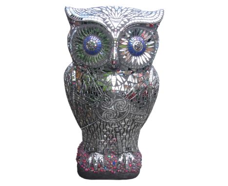 Owl by Night
A favourite on The Big Hoot Trail, Owl by Night comes alive after dark. Covered in striking mirrored mosaic, Sop