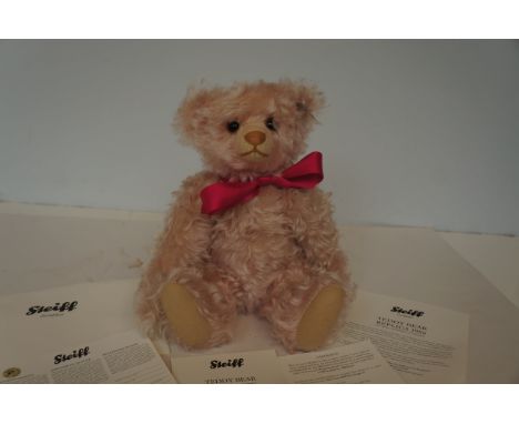Steiff teddy bear replica 1925 with coa