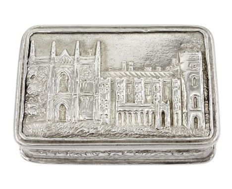 Early/mid 20th century silver 'castle top' vinaigrette, of rounded rectangular form with engine turned sides and base, the hi