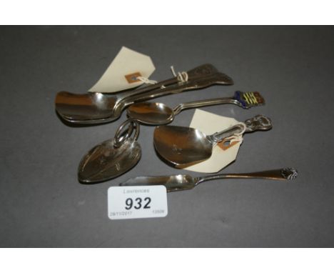 Silver caddy spoon in the form of a leaf, a Victorian silver caddy spoon in the form of a shovel, two silver preserve spoons,